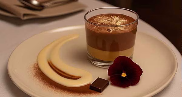 Idei de plating pentru prăjituri congelate – Profiterol?
